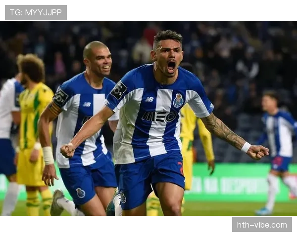 波尔图欧战表现亮眼:实力与风格兼备,冲击更高荣誉成焦点 波尔图欧战表现亮眼:实力与风格兼备,冲击更高荣誉成焦点