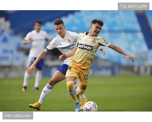 埃斯帕尼奥尔更衣室士气高涨,剑指重返西甲巅峰 埃斯帕尼奥尔更衣室士气高涨,剑指重返西甲巅峰