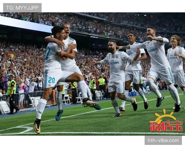 哥伦比亚中场强势发挥，助球队稳步前行