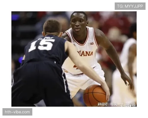 维克多·奥拉迪波突破拉开空间，提升球队关键时刻得分效率